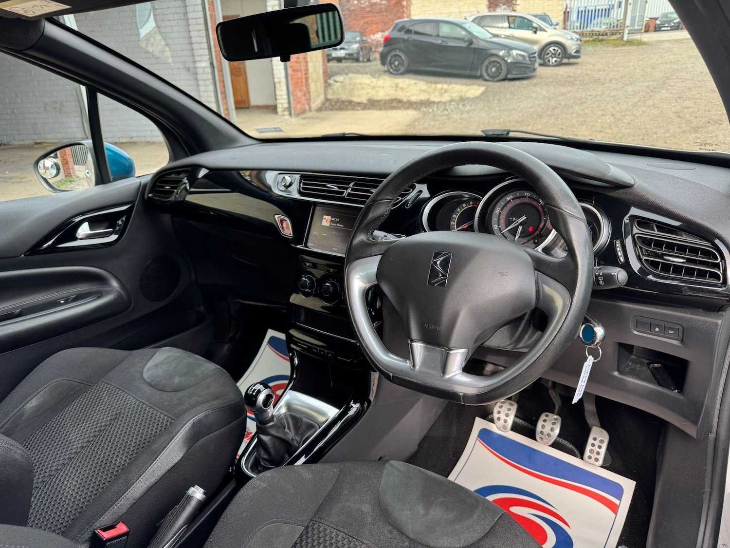 Used DS Automobiles DS 3 2015 for sale - 77994254: Photo 11