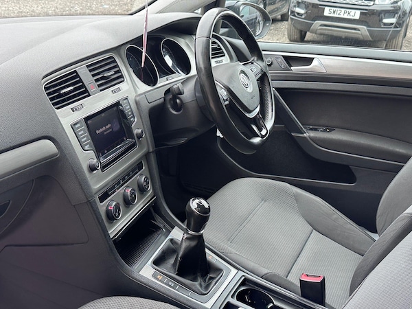 Used Volkswagen Golf 2014 for sale - 76295116: Photo 17