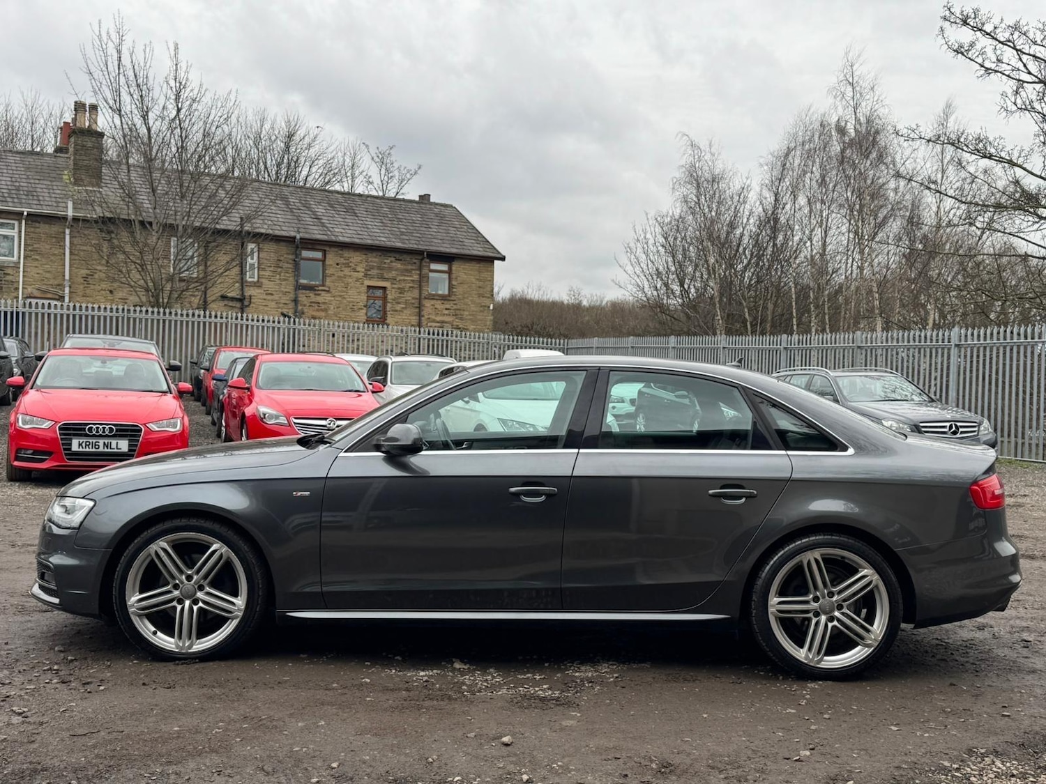 Used Audi A4 2015 for sale - 77598768: Photo 5