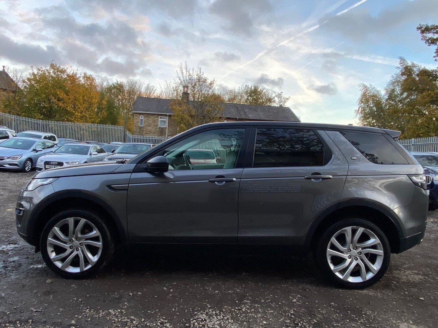 Used Land Rover Discovery Sport 2015 for sale - 76994837: Photo 11