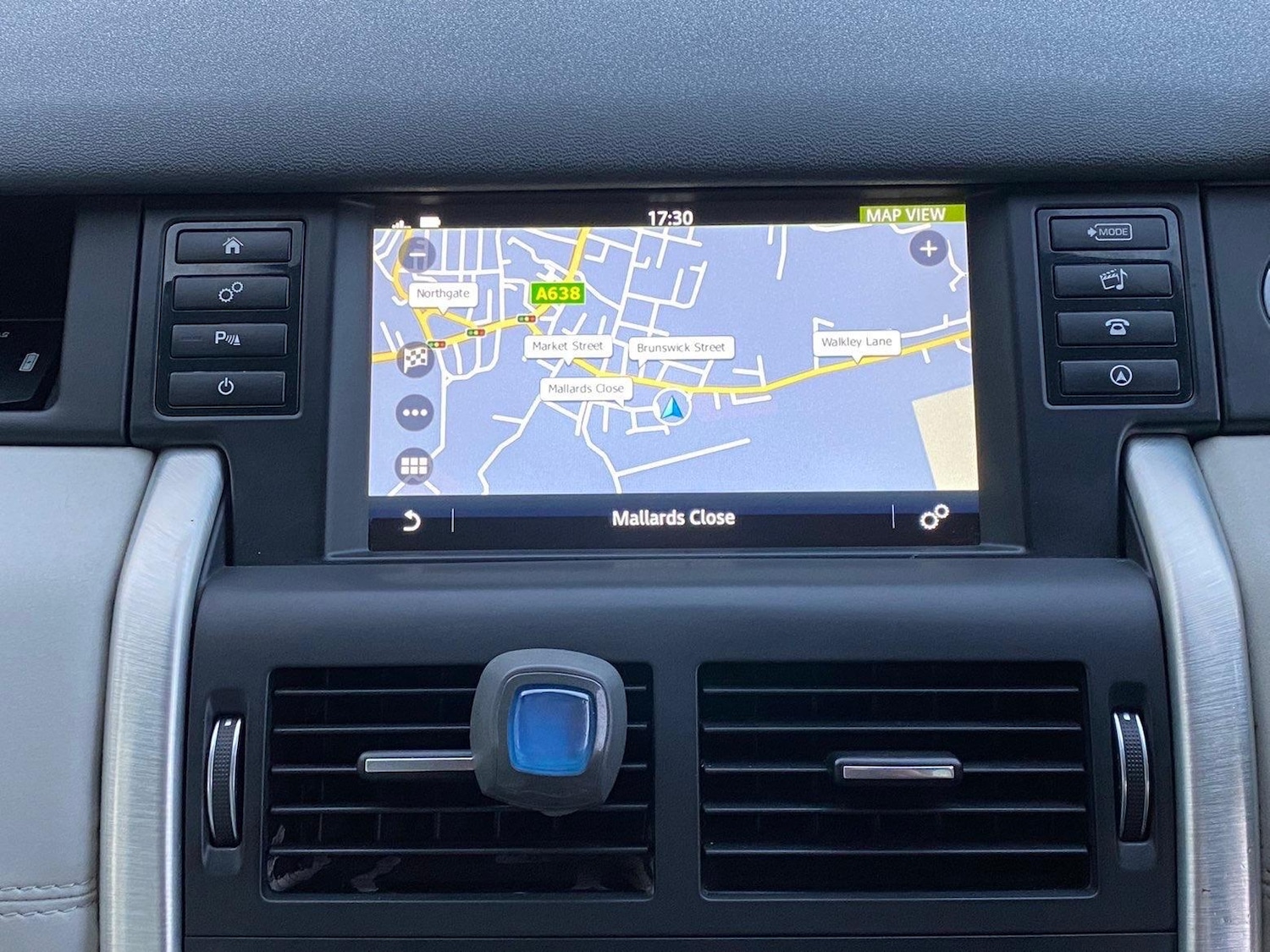 Used Land Rover Discovery Sport 2015 for sale - 76994837: Photo 5