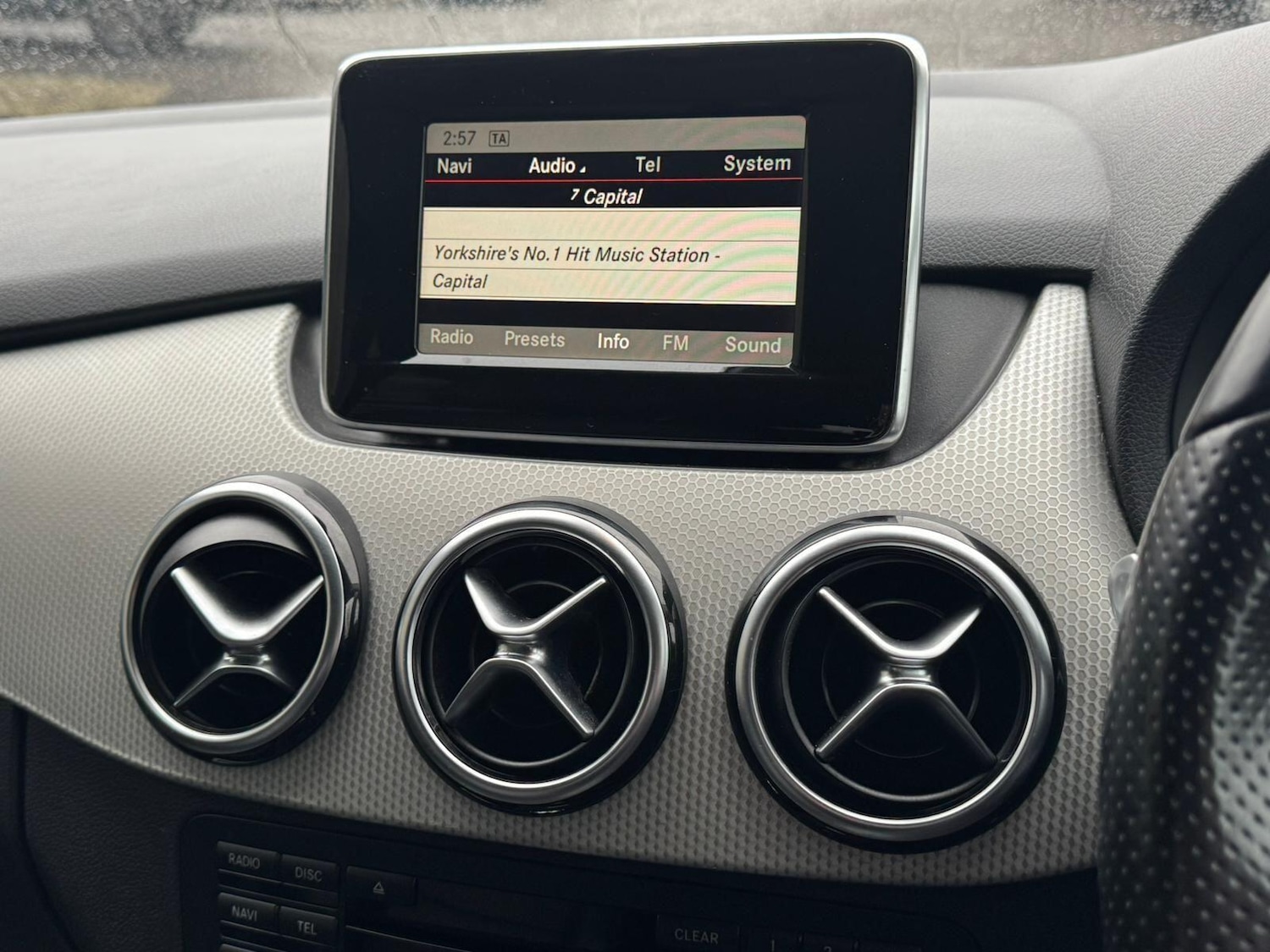 Used Mercedes-Benz B Class 2013 for sale - 77468423: Photo 23