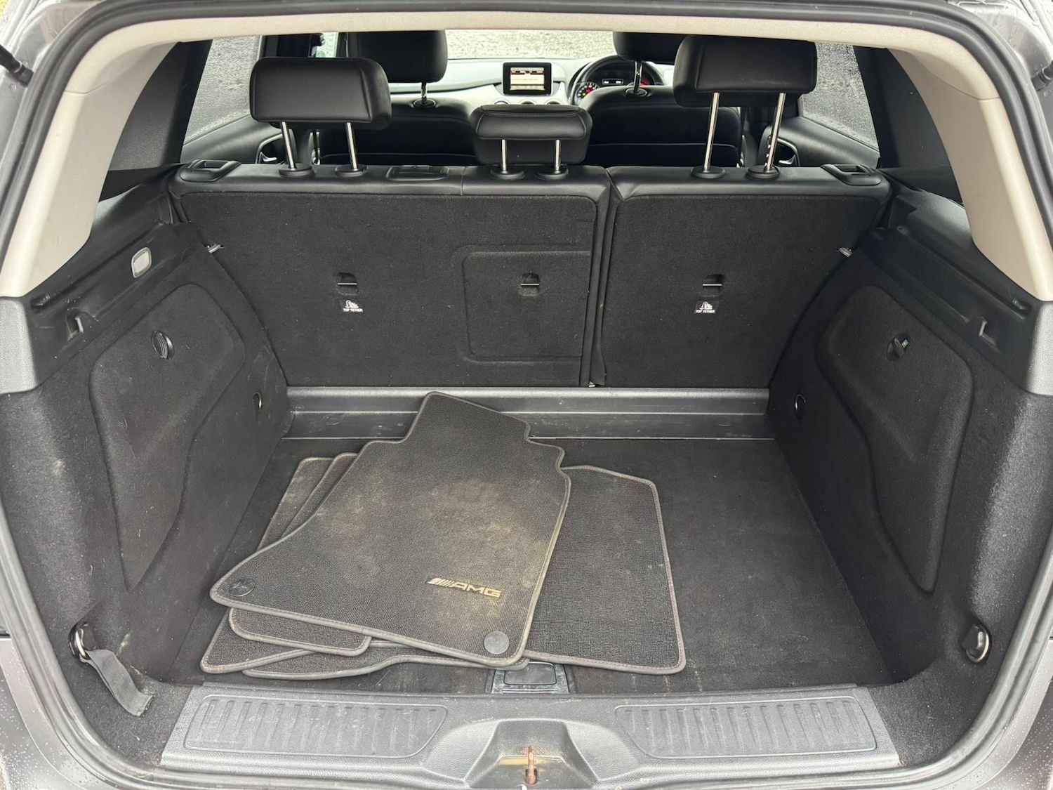 Used Mercedes-Benz B Class 2013 for sale - 77468423: Photo 24