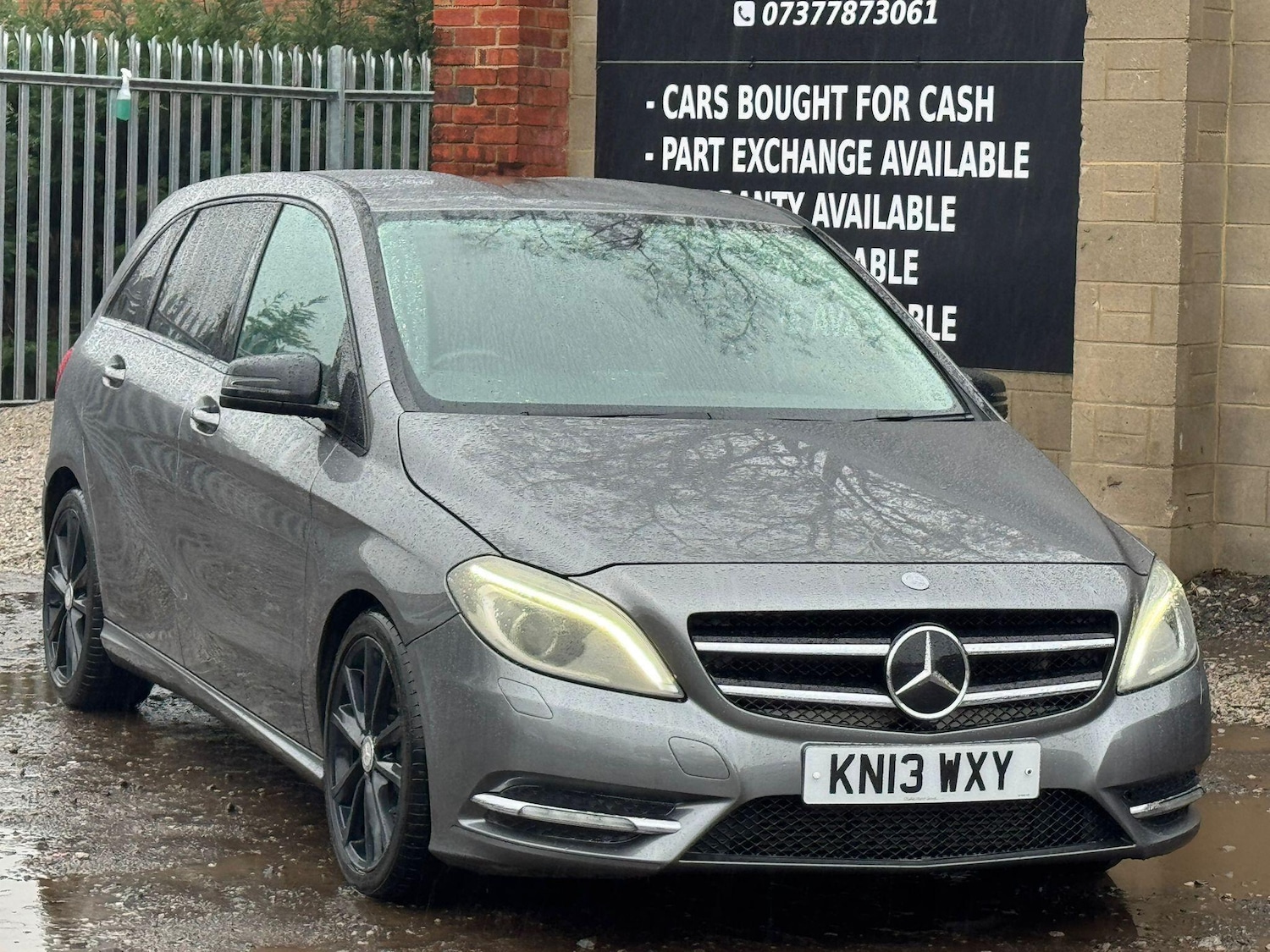 Used Mercedes-Benz B Class 2013 for sale - 77468423: Photo 9