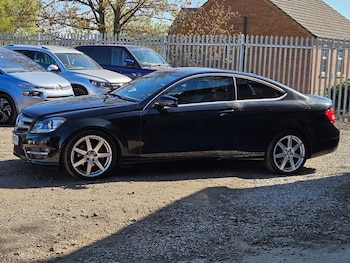 Used Mercedes-Benz C Class 2015 for sale - 78361679: Photo