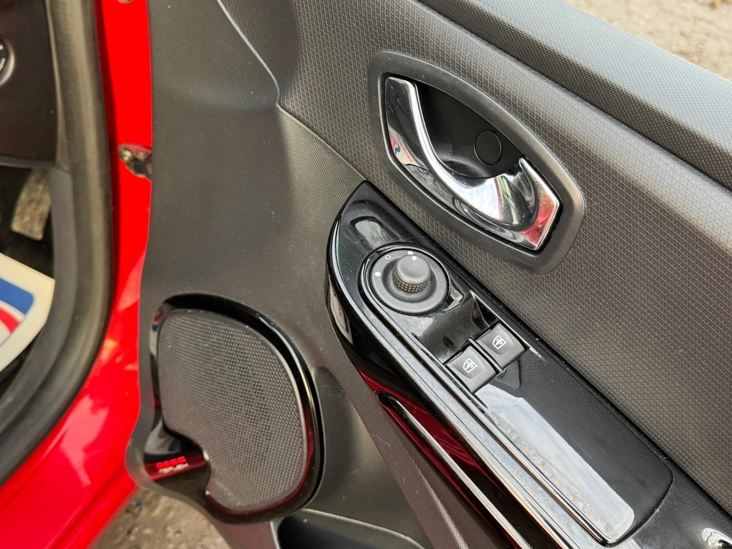 Used Renault Clio 2013 for sale - 77202938: Photo 17