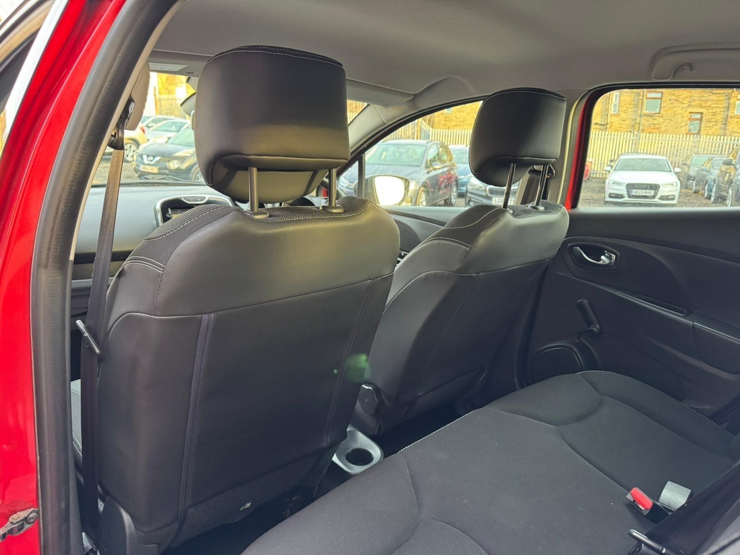 Used Renault Clio 2013 for sale - 77202938: Photo 25