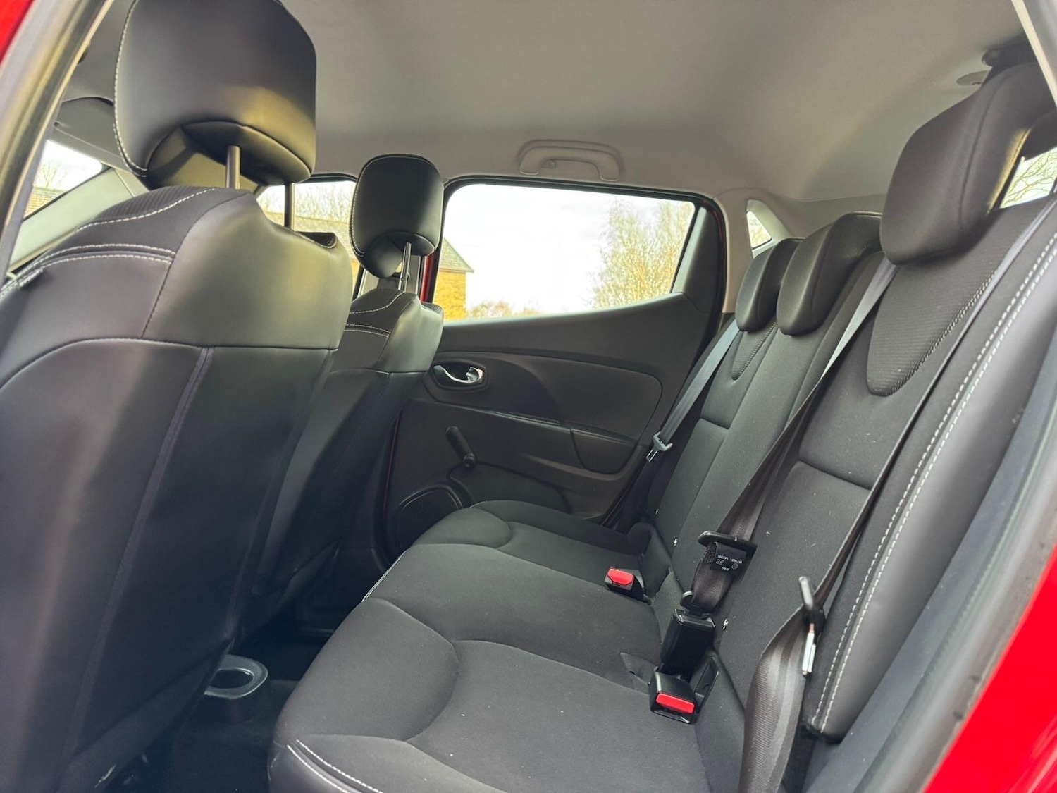 Used Renault Clio 2013 for sale - 77202938: Photo 26