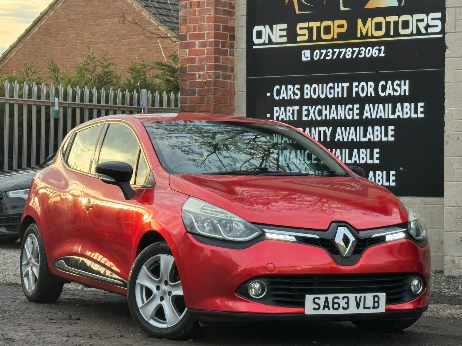 Used Renault Clio 2013 for sale - 77202938: Photo 9