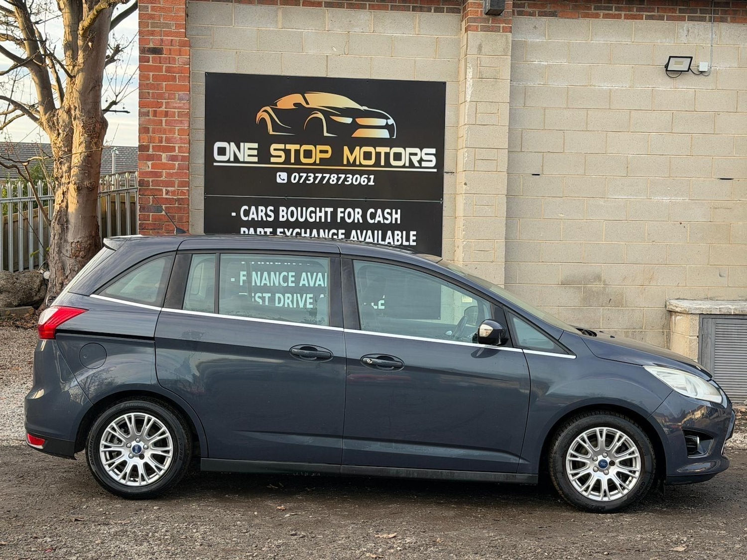 Used Ford Grand C-Max 2011 for sale - 76659044: Photo 5