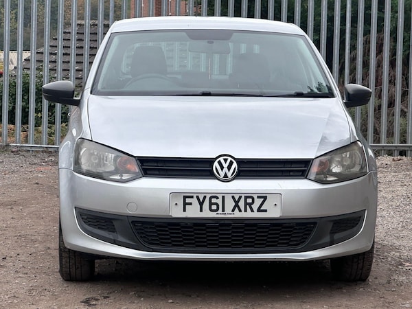 Used Volkswagen Polo 2011 for sale - 76314754: Photo 2