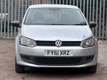 Used Volkswagen Polo 2011 for sale - 76314754: Photo 2