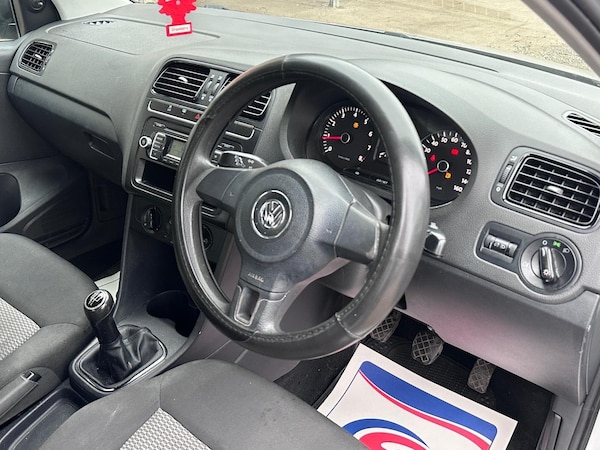 Used Volkswagen Polo 2011 for sale - 76314754: Photo 5