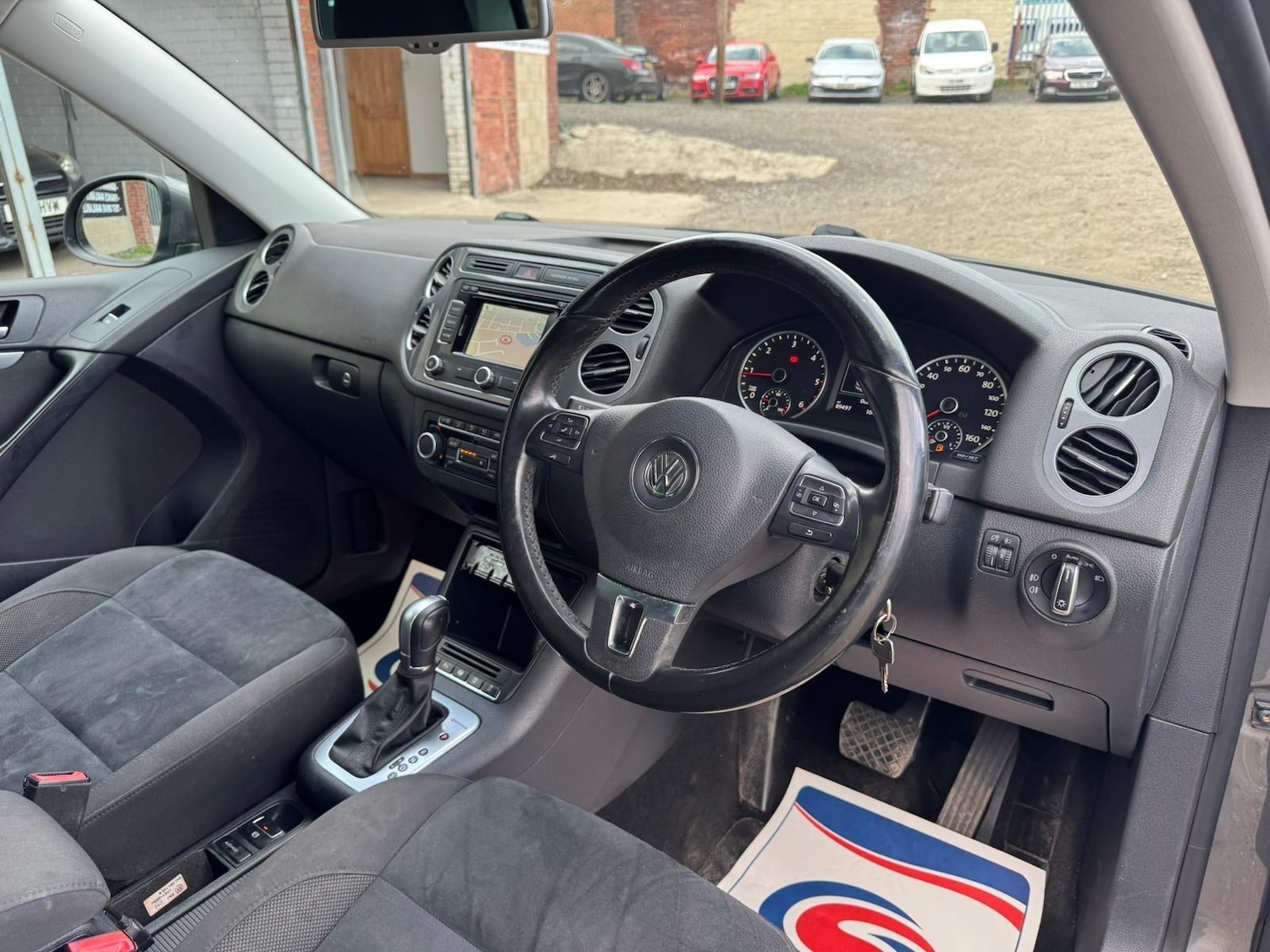 Used Volkswagen Tiguan 2015 for sale - 78204530: Photo 11