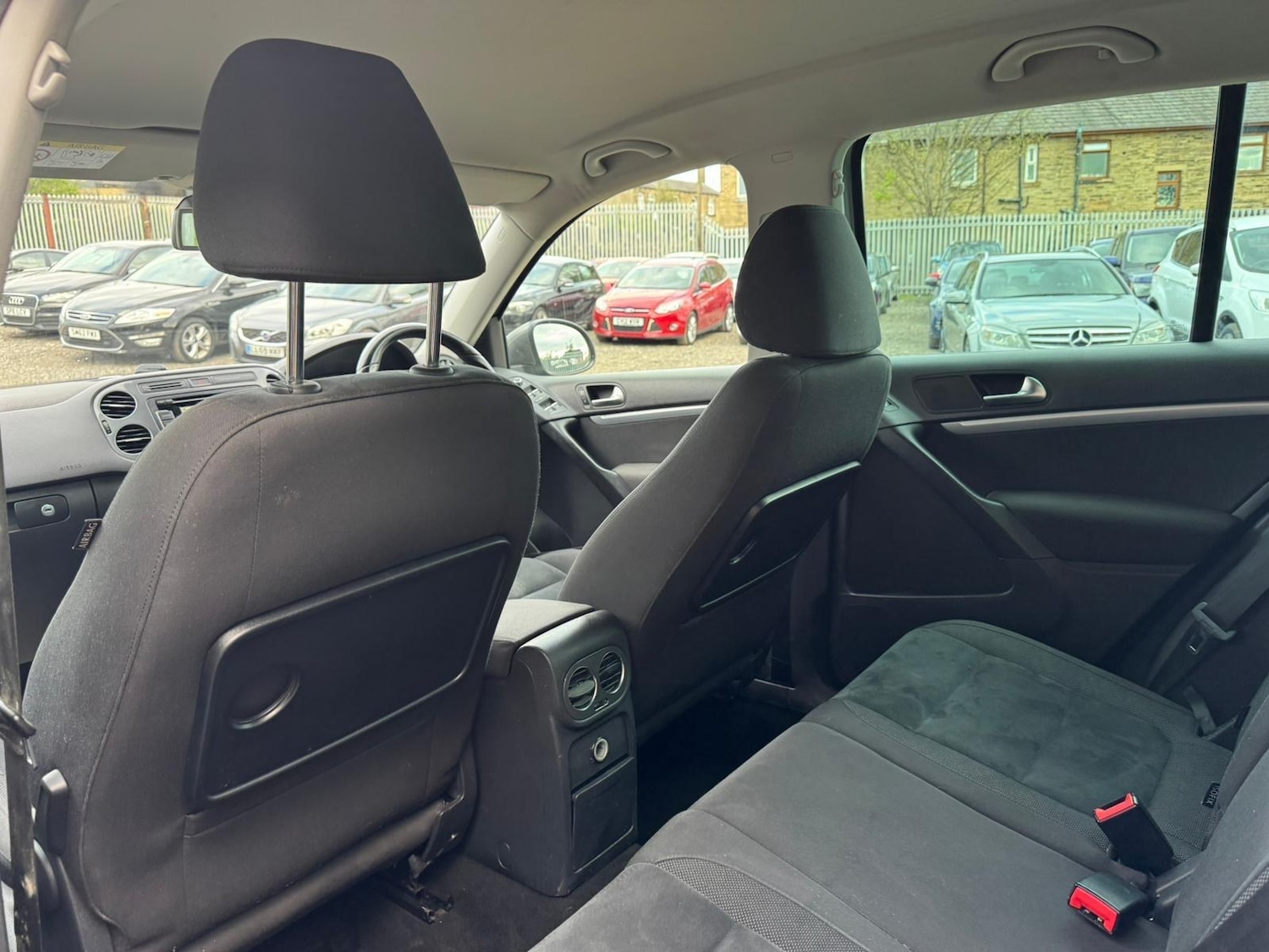 Used Volkswagen Tiguan 2015 for sale - 78204530: Photo 14