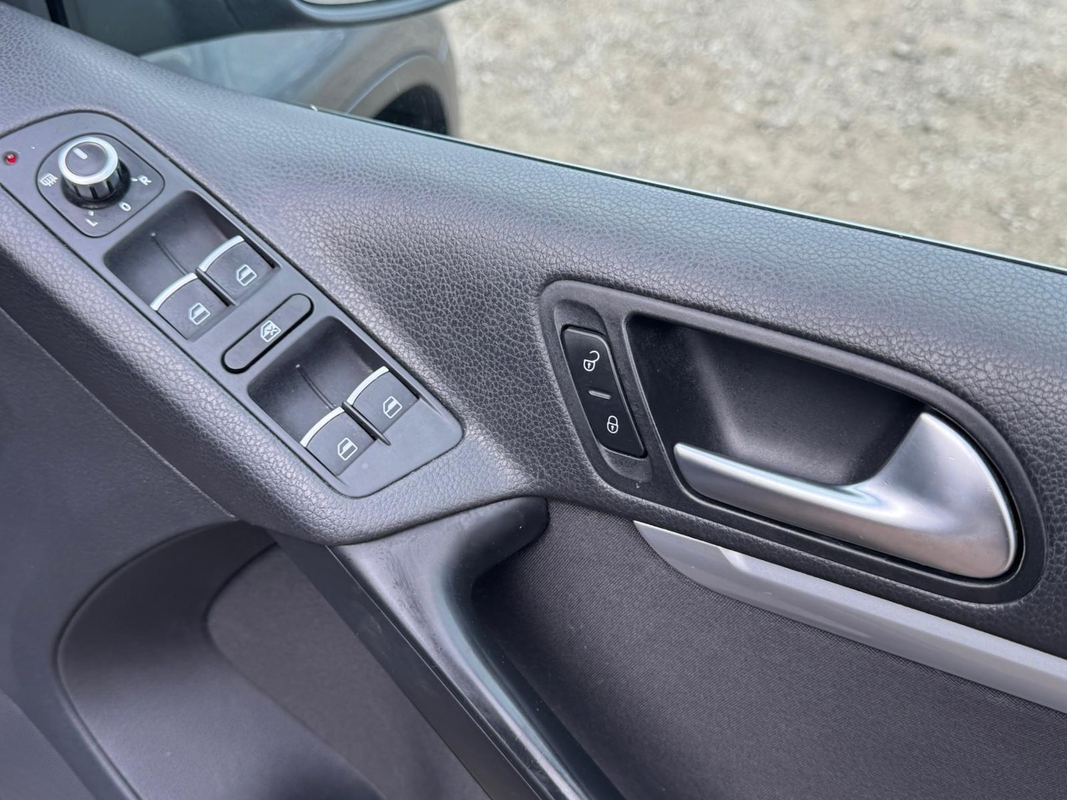 Used Volkswagen Tiguan 2015 for sale - 78204530: Photo 20