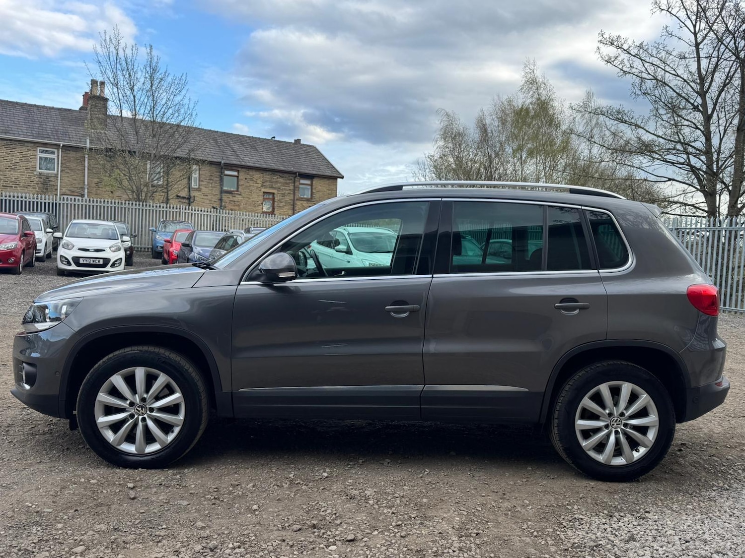 Used Volkswagen Tiguan 2015 for sale - 78204530: Photo 4