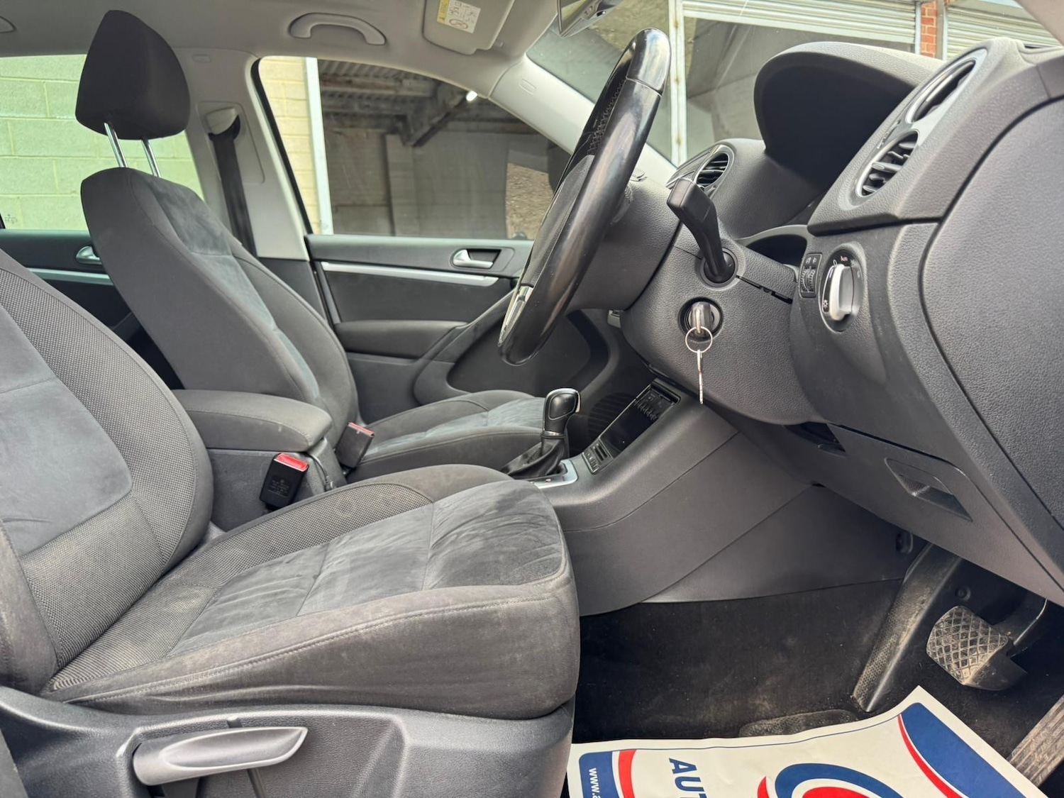 Used Volkswagen Tiguan 2015 for sale - 78204530: Photo 6