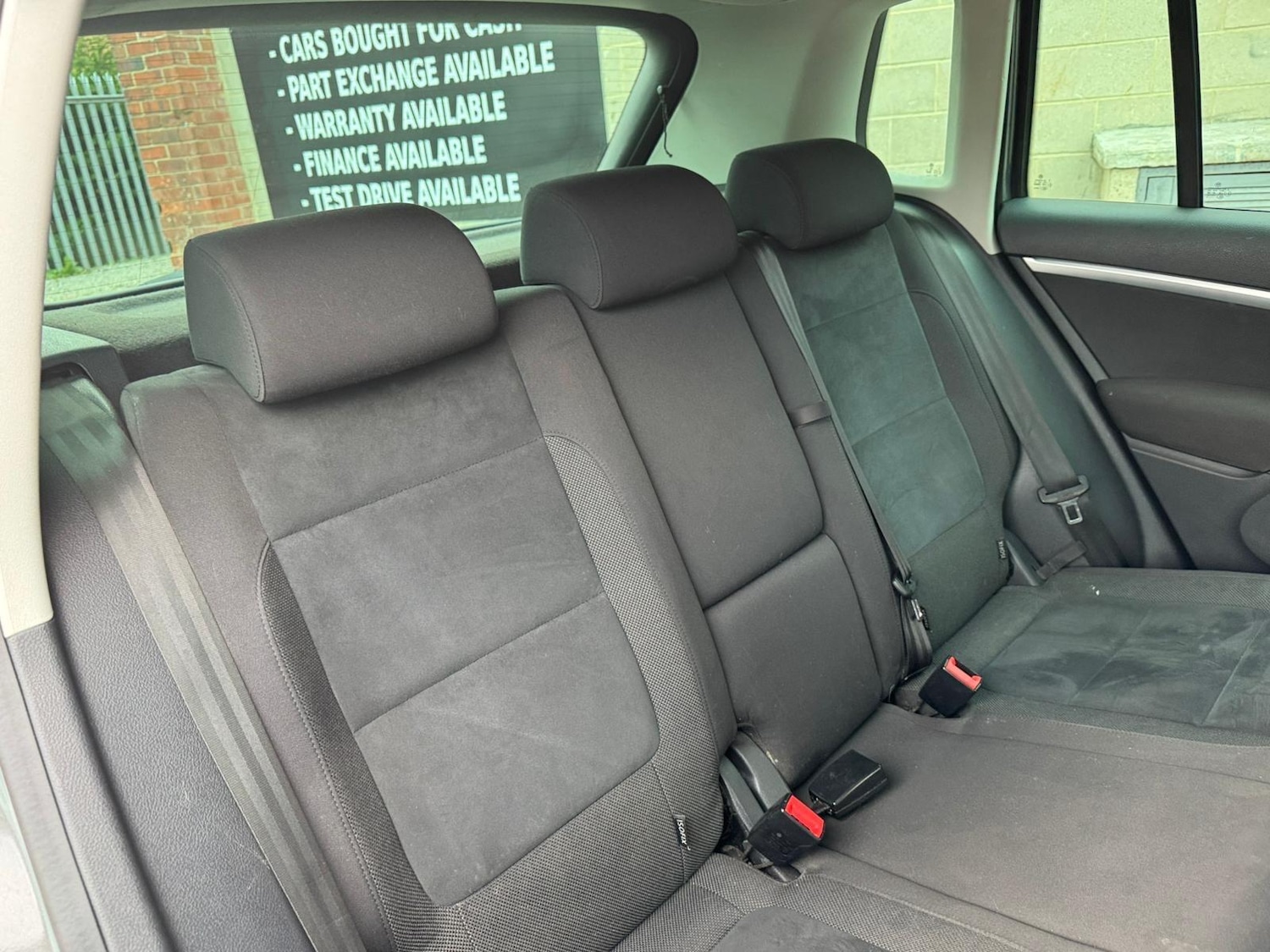 Used Volkswagen Tiguan 2015 for sale - 78204530: Photo 7