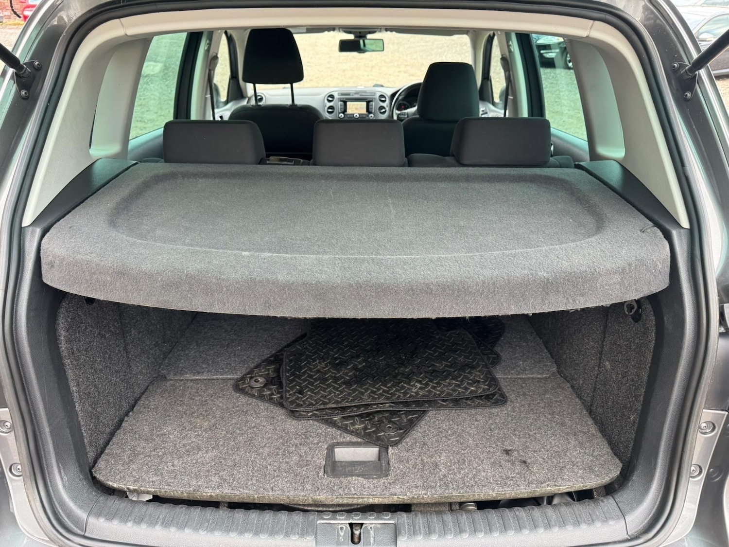 Used Volkswagen Tiguan 2015 for sale - 78204530: Photo 8