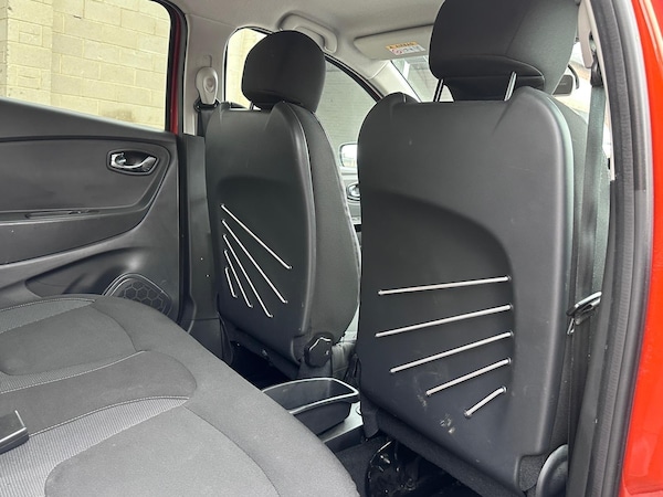 Used Renault Captur 2015 for sale - 76152575: Photo 11