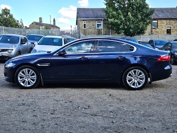 Used Jaguar XF 2016 for sale - 79387781: Photo