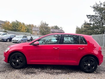 Used Volkswagen Golf 2015 for sale - 76975583: Photo