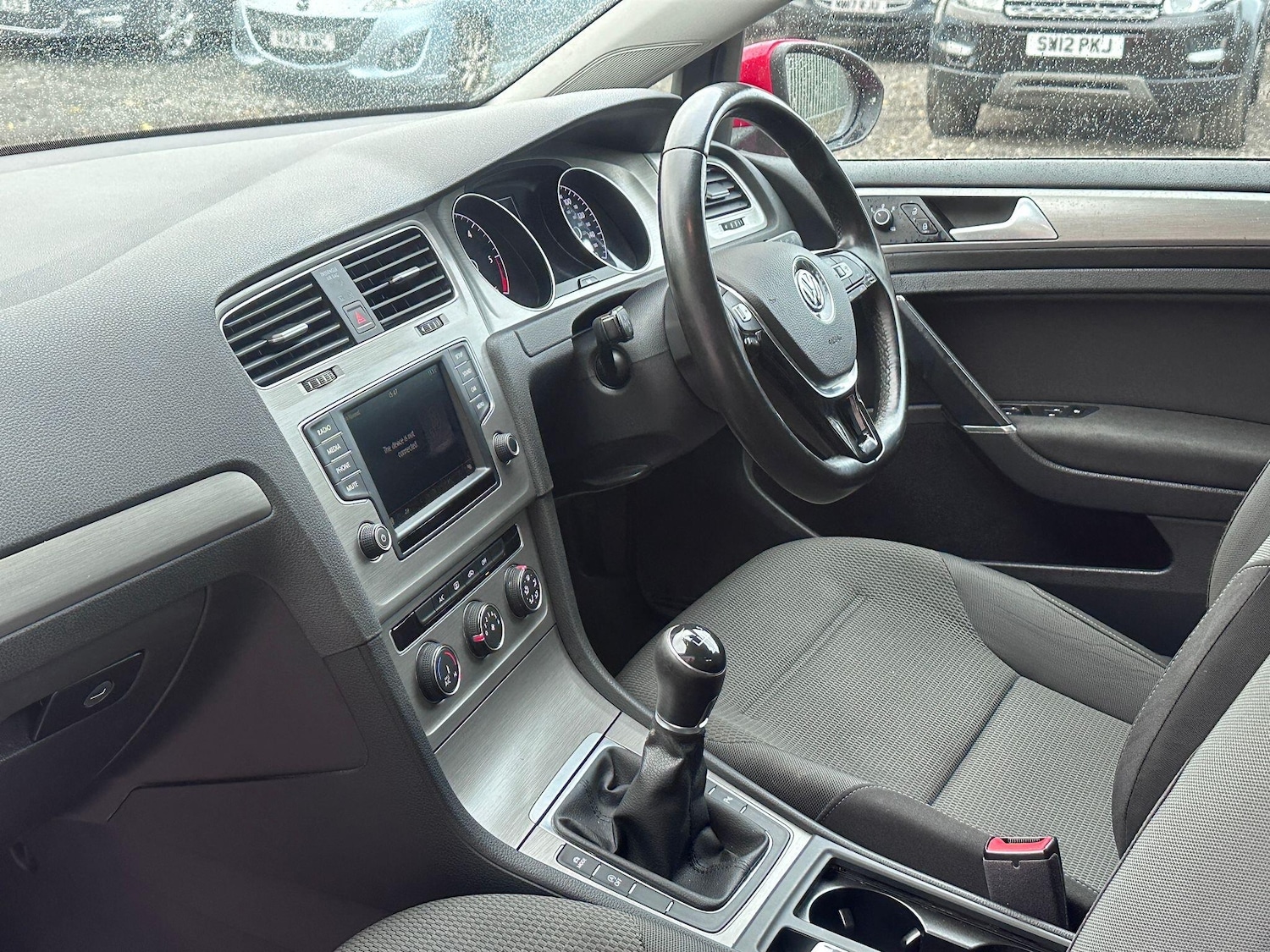 Used Volkswagen Golf 2015 for sale - 76975583: Photo 4