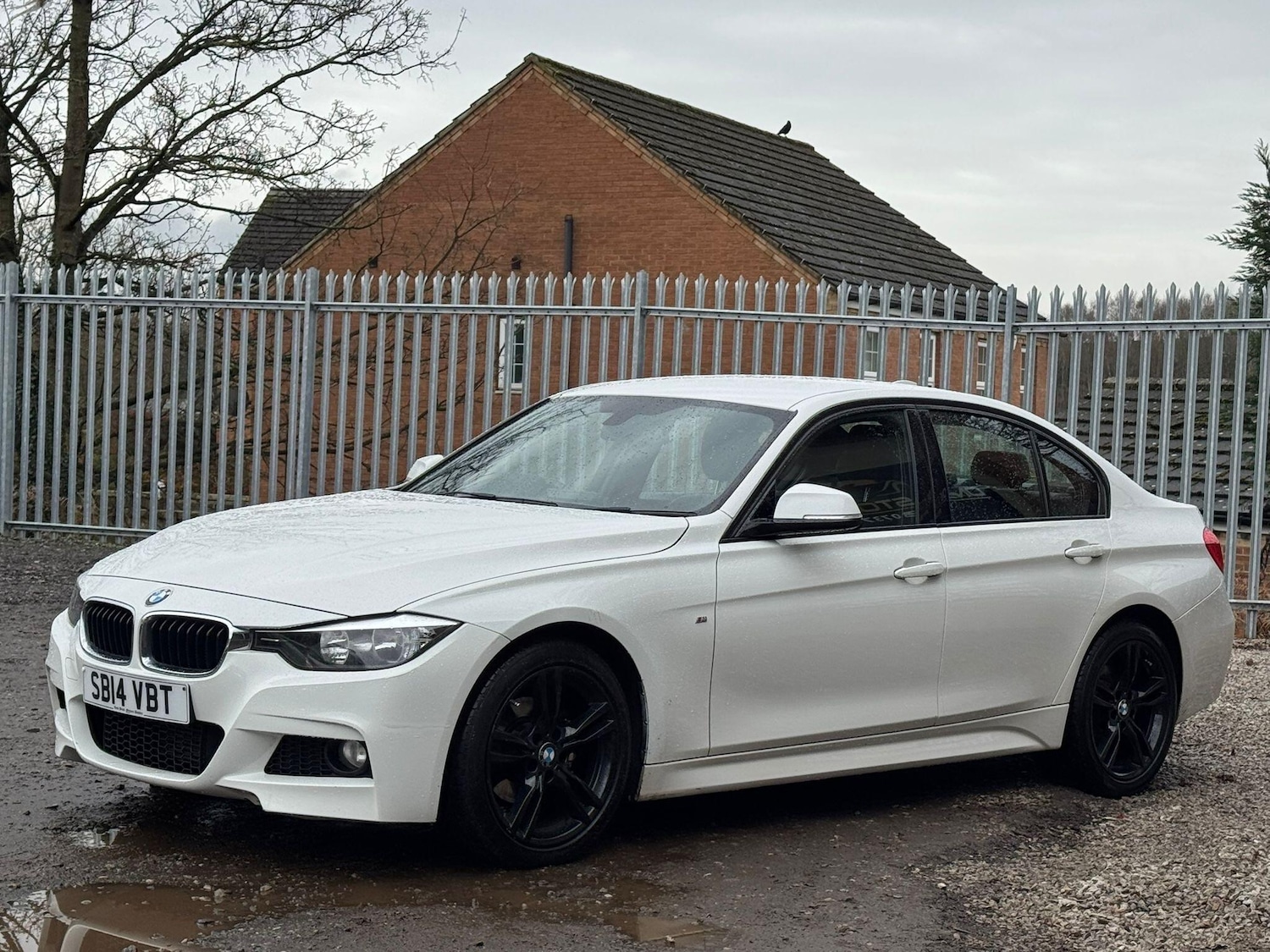 Used BMW 3 Series 2014 for sale - 77155675: Photo 3