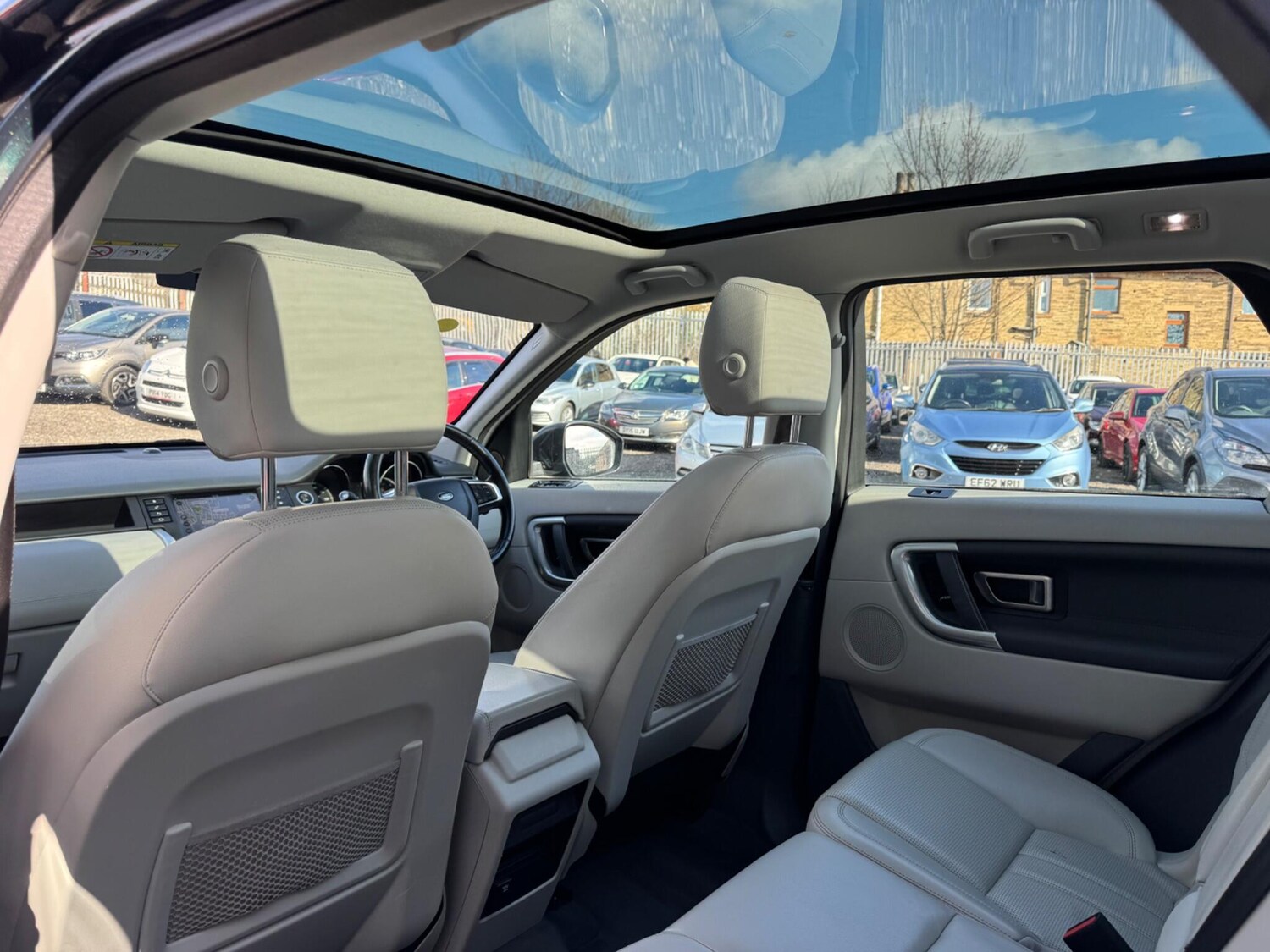 Used Land Rover Discovery Sport 2016 for sale - 78020211: Photo 16