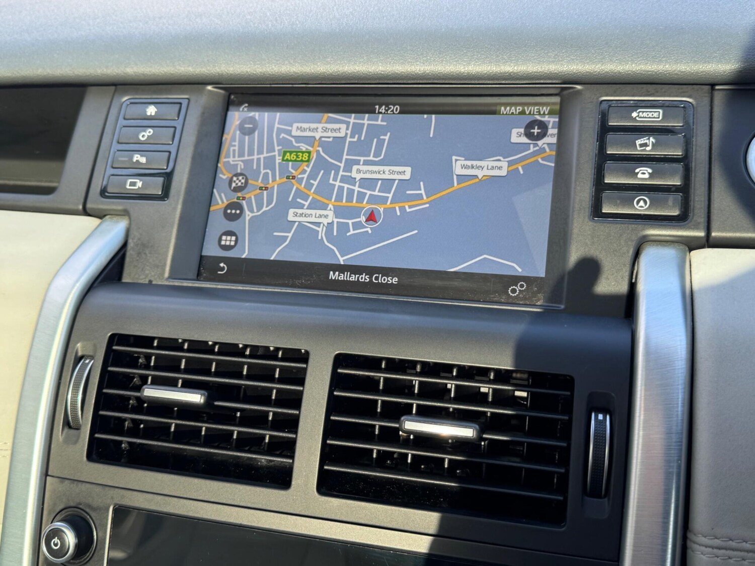 Used Land Rover Discovery Sport 2016 for sale - 78020211: Photo 22