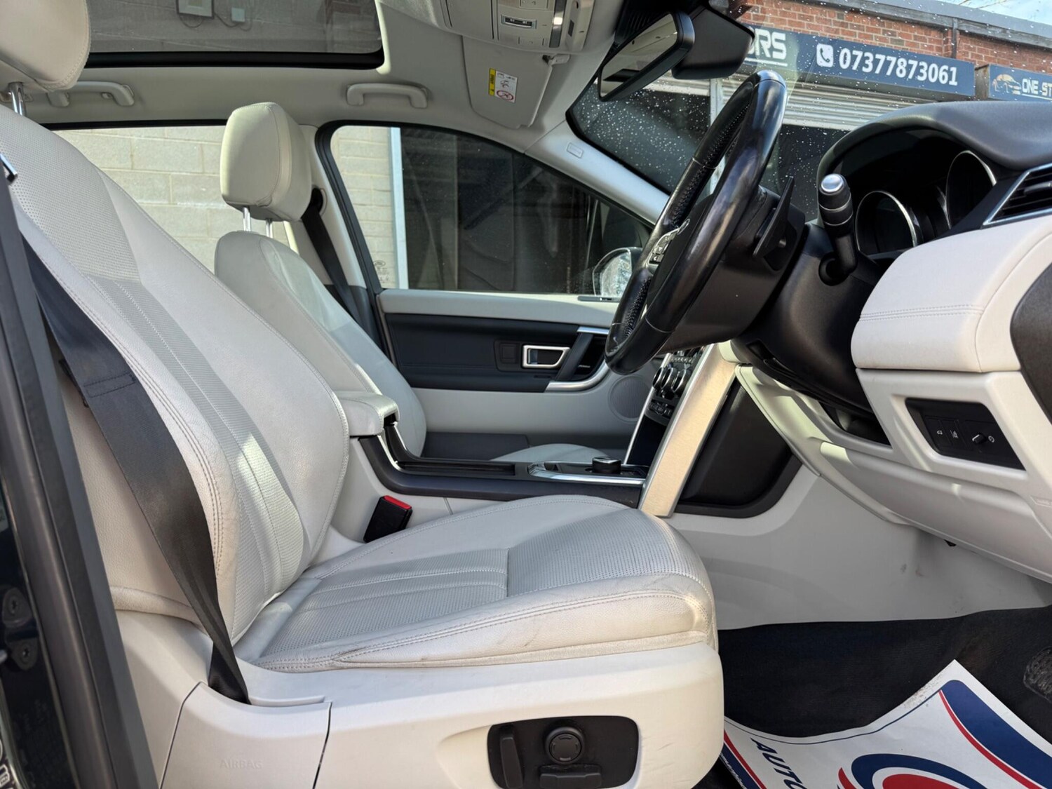 Used Land Rover Discovery Sport 2016 for sale - 78020211: Photo 6