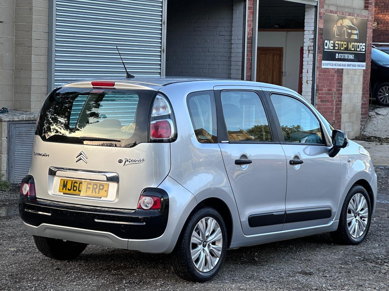 Vehicle 21