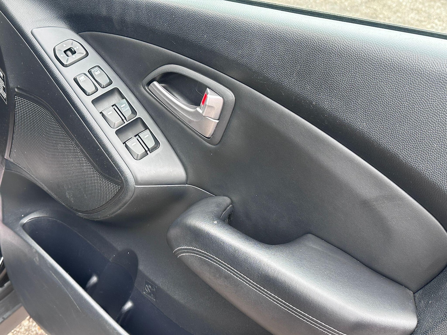 Used Hyundai Ix35 2011 for sale - 76179735: Photo 15