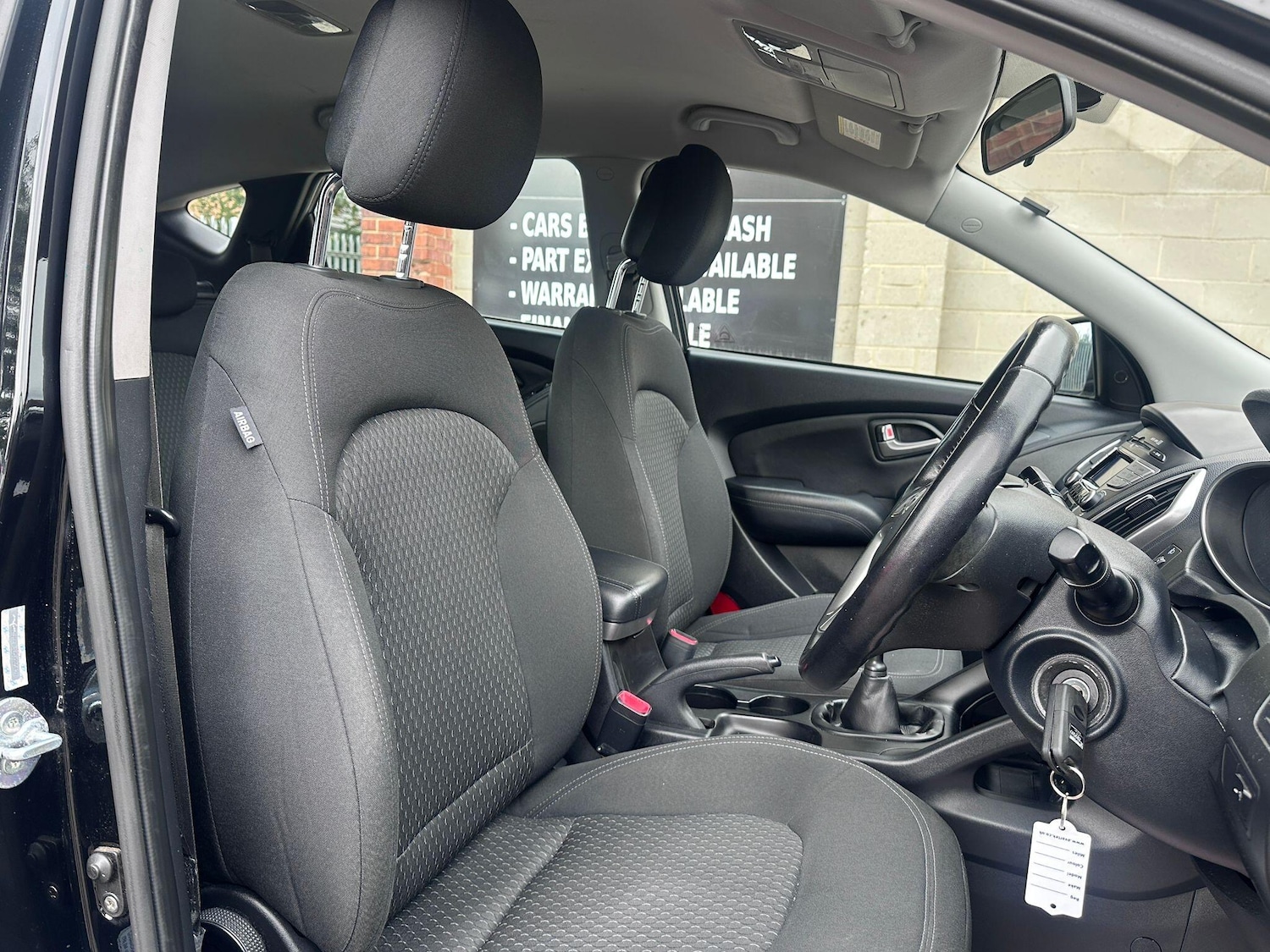 Used Hyundai Ix35 2011 for sale - 76179735: Photo 6