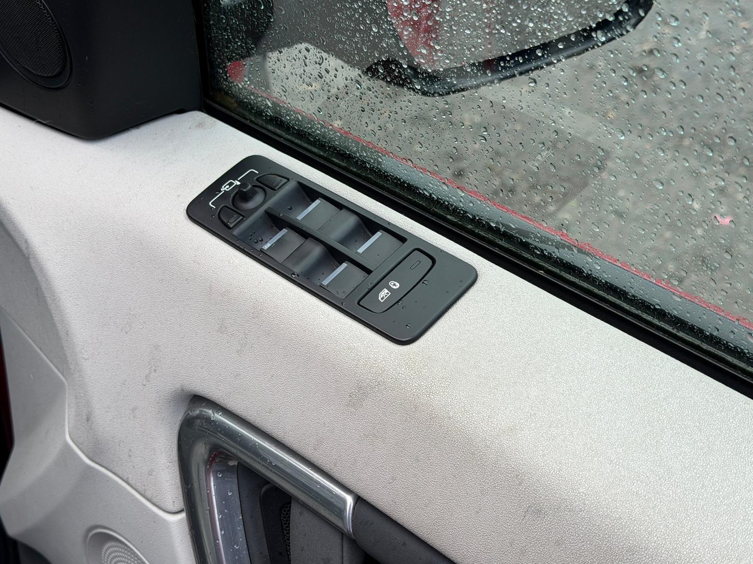 Used Land Rover Discovery Sport 2015 for sale - 76671698: Photo 11