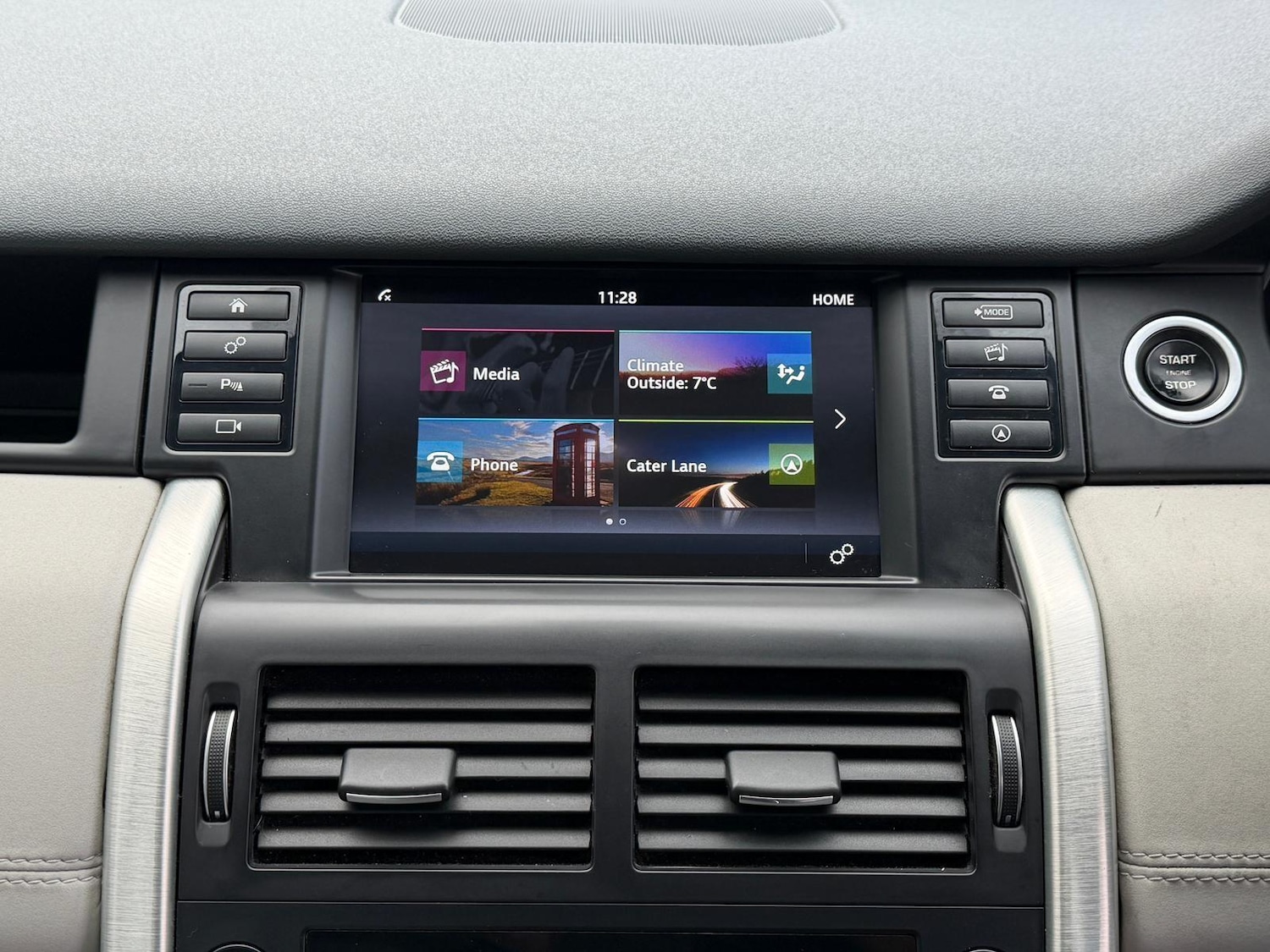 Used Land Rover Discovery Sport 2015 for sale - 76671698: Photo 13