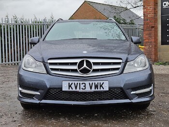 Used Mercedes-Benz C Class 2013 for sale - 77538294: Photo