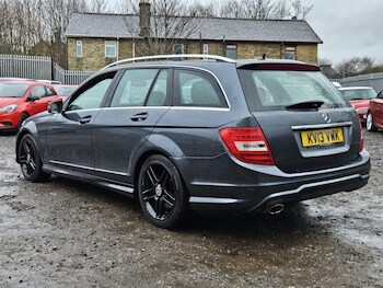 Used Mercedes-Benz C Class 2013 for sale - 77538294: Photo