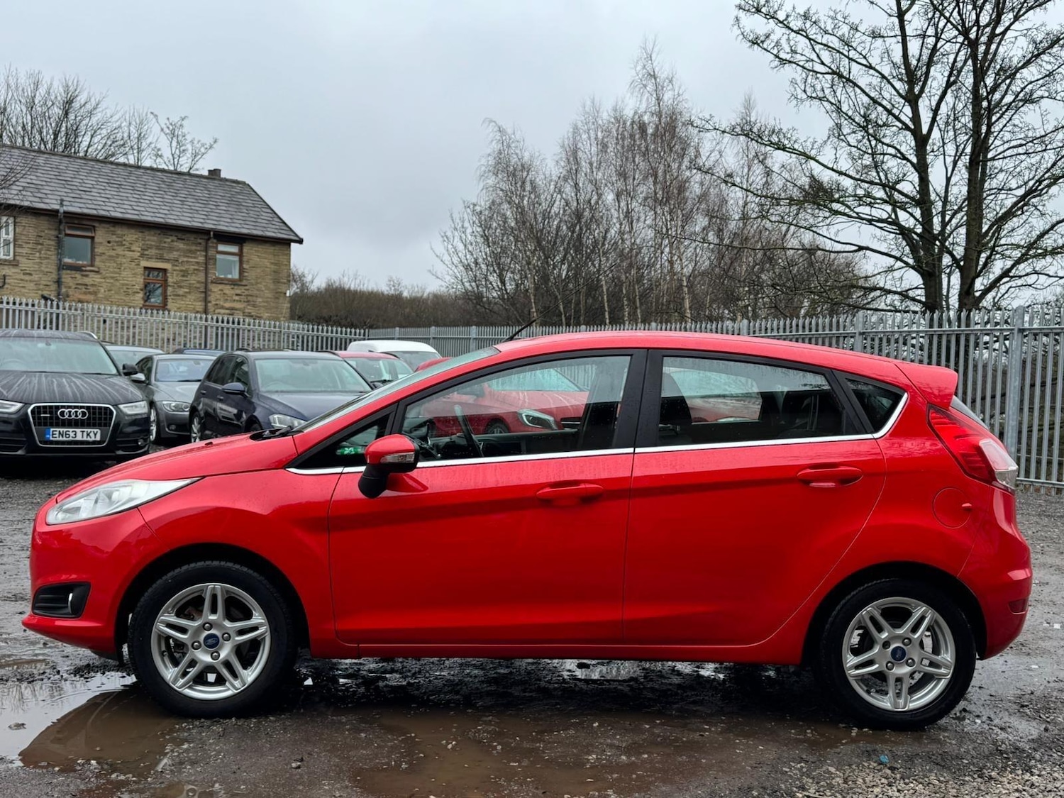 Used Ford Fiesta 2013 for sale - 77523839: Photo 12