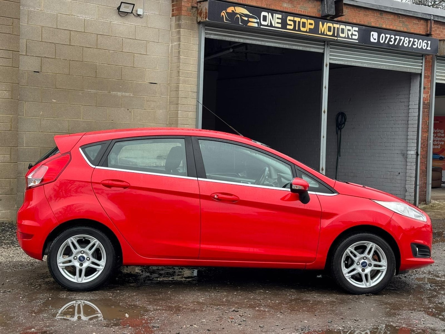 Used Ford Fiesta 2013 for sale - 77523839: Photo 4