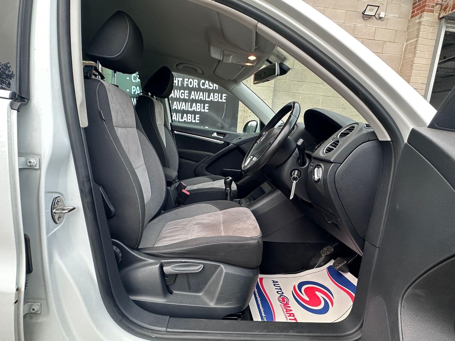 Used Volkswagen Tiguan 2013 for sale - 76227968: Photo 11