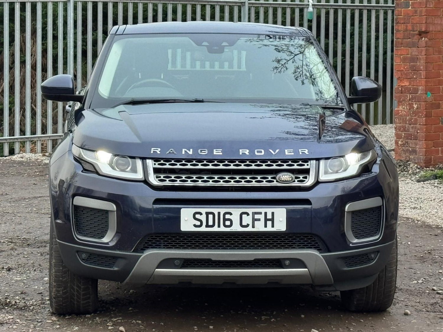 Used Land Rover Range Rover Evoque 2016 for sale - 77411847: Photo 2
