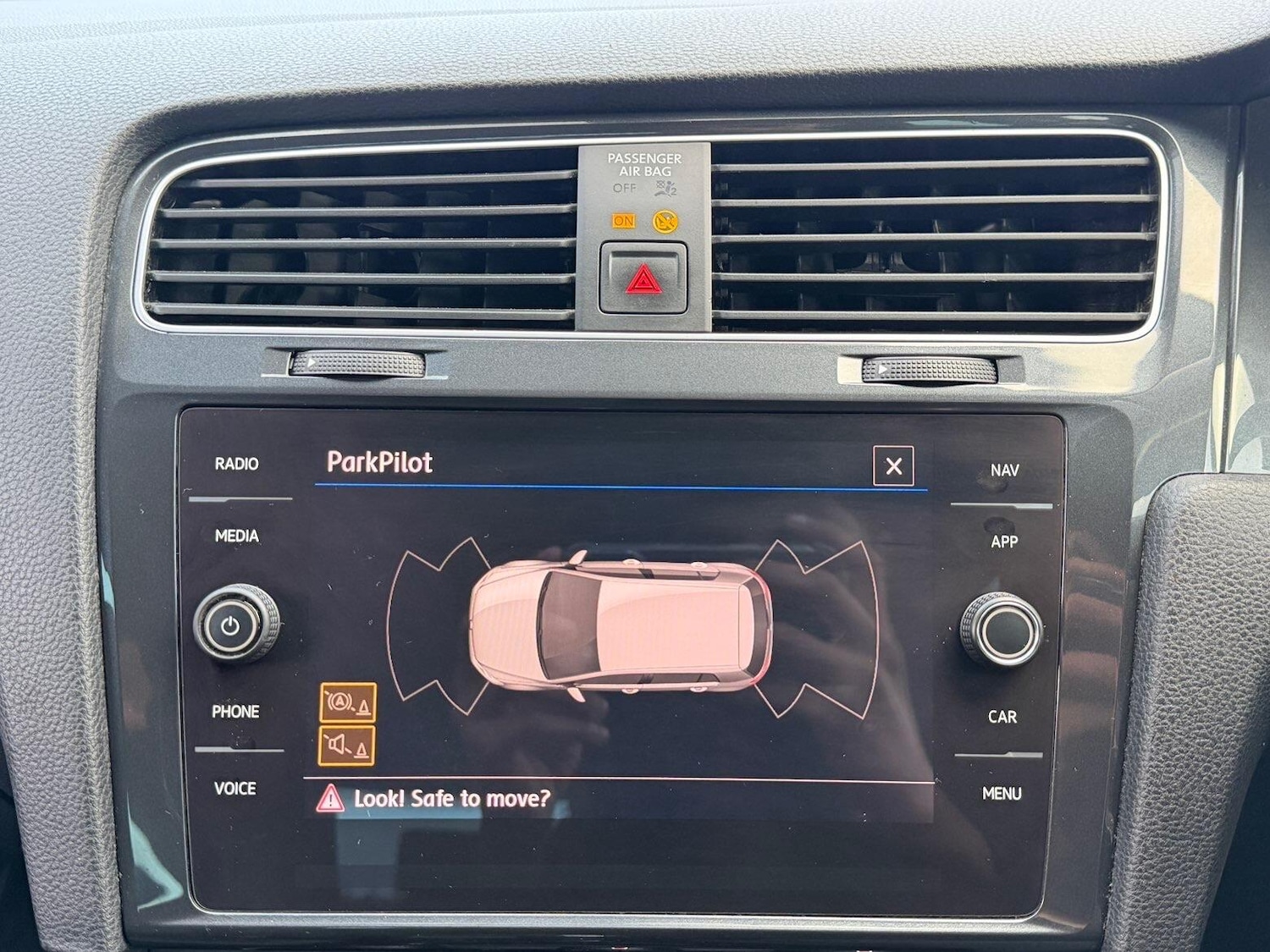 Used Volkswagen Golf 2019 for sale - 76850155: Photo 25