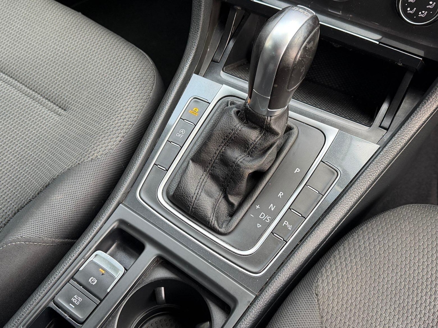 Used Volkswagen Golf 2019 for sale - 76850155: Photo 26