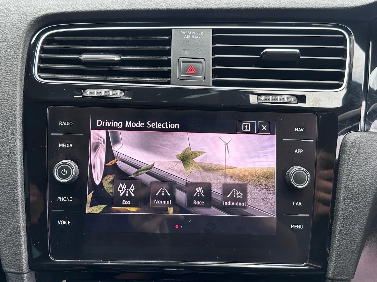 Used Volkswagen Golf 2018 for sale - 76786775: Photo 25