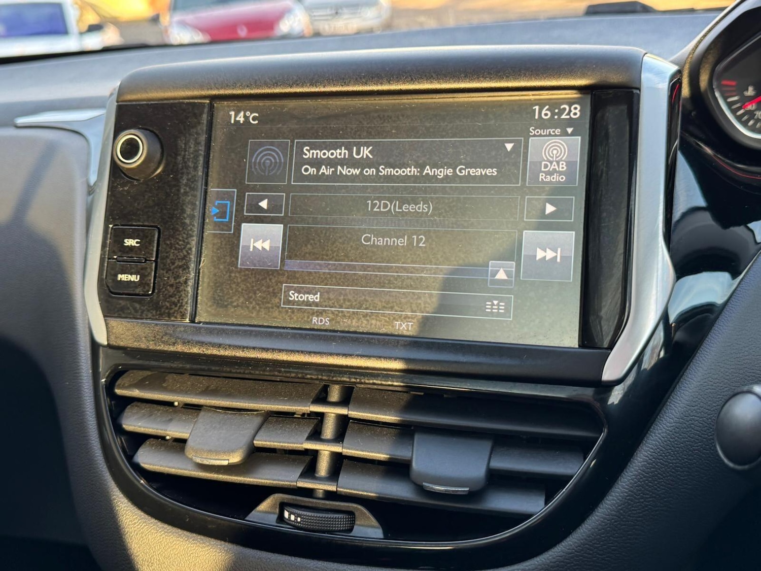 Used Peugeot 208 2015 for sale - 77657609: Photo 19