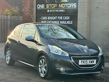 Used Peugeot 208 2015 for sale - 77657609: Photo