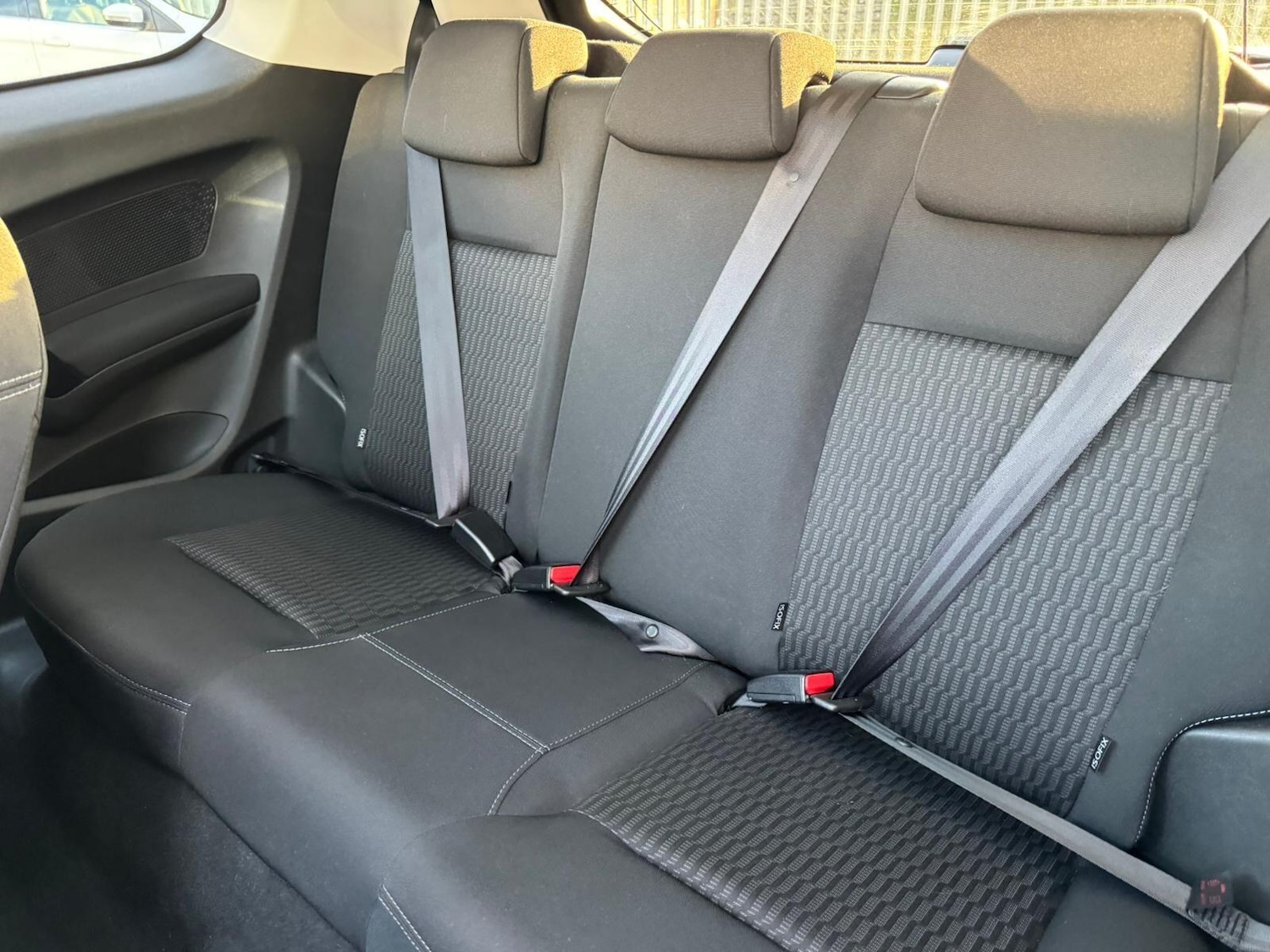 Used Peugeot 208 2015 for sale - 77657609: Photo 6