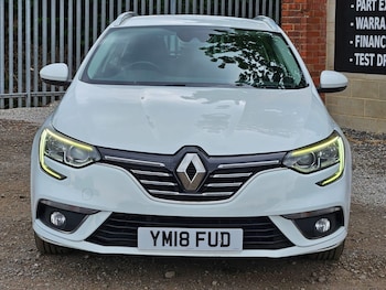 Used Renault Megane 2018 for sale - 78517430: Photo